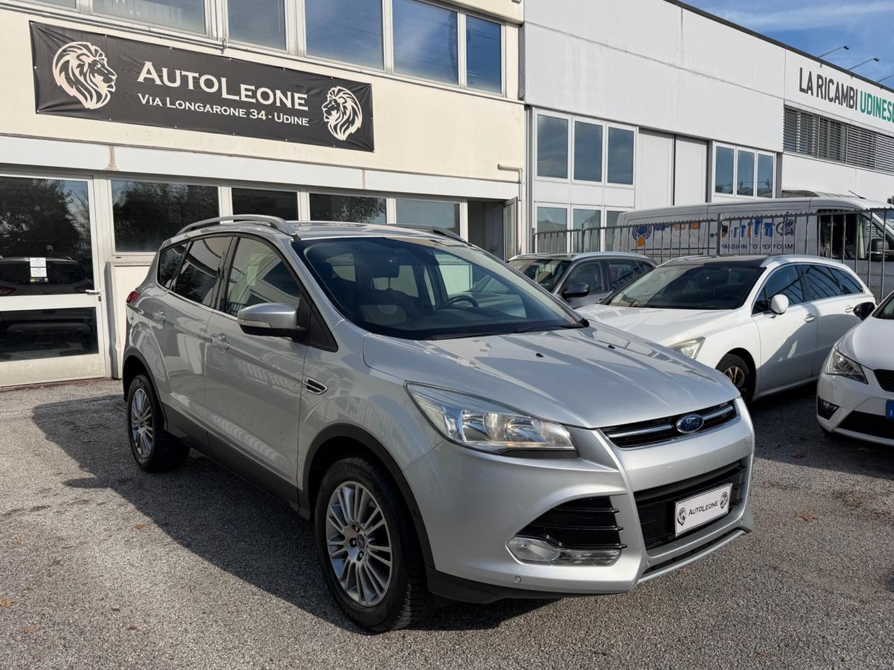 Ford Kuga 2.0 TDCI 140 CV 4WD Titanium