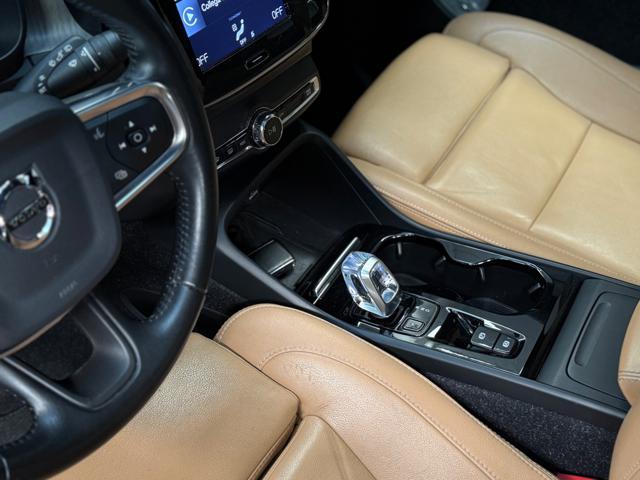 VOLVO XC40 D4 AWD Geartronic Inscription