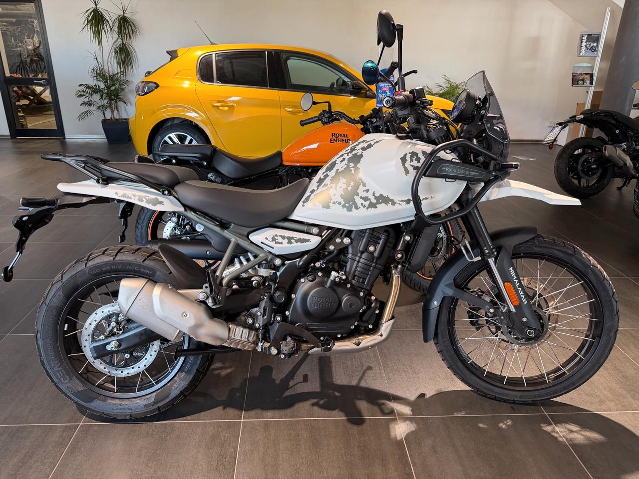 Royal Enfield Himalayan 450 Summit Kamet White