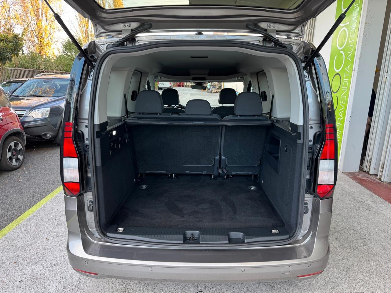 Volkswagen Caddy 1.5TSI LIFE GARANZ 2029 AUTOCARRO