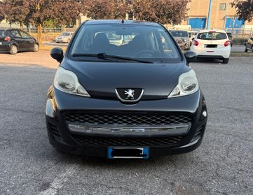 Peugeot 107 1.0 68CV 3p. Desir
