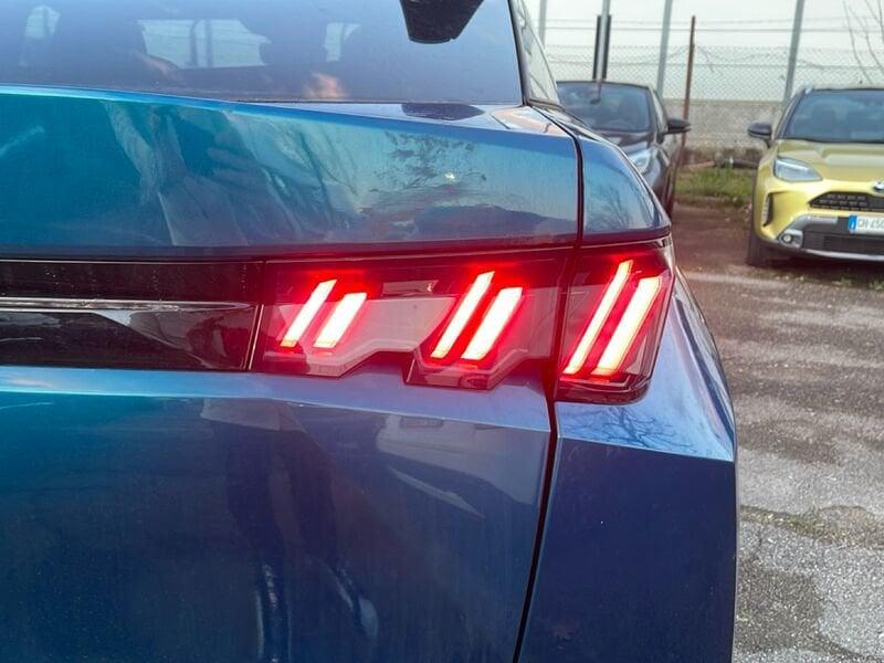 Peugeot 3008 1.2 hybrid Allure 145cv e-dcs6