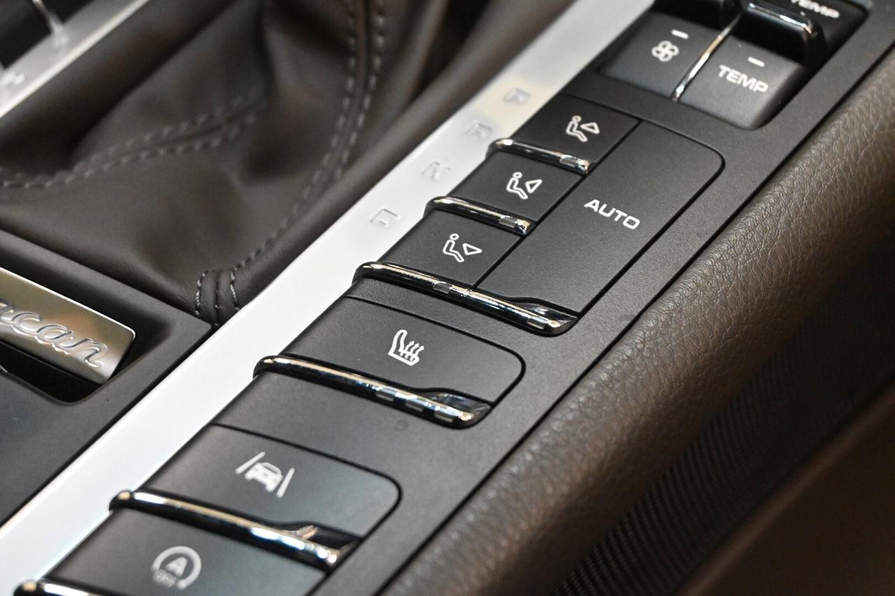 PORSCHE Macan 1ªs. '13-'25 Macan 2.0