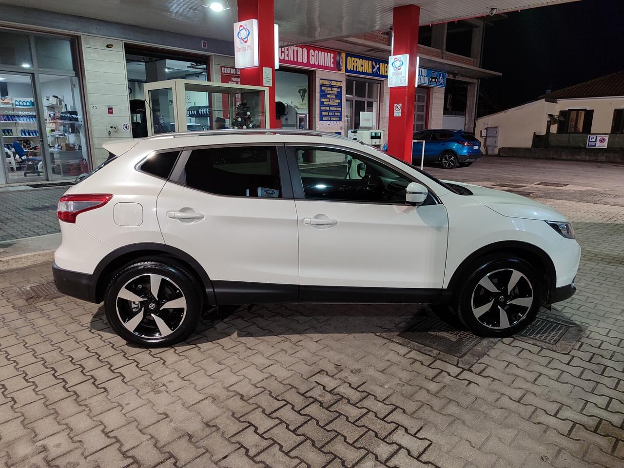 Nissan Qashqai 1.6 SOLO 60.000KM UNI PRO 2015 PROMO