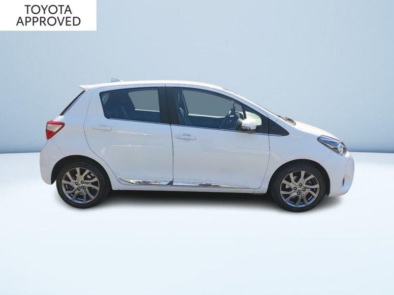 Toyota Yaris 5P 1.5 LOUNGE