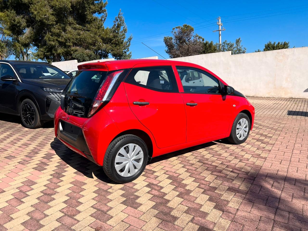 Toyota Aygo 1.0 VVT-i 69 CV 5 porte x-cool