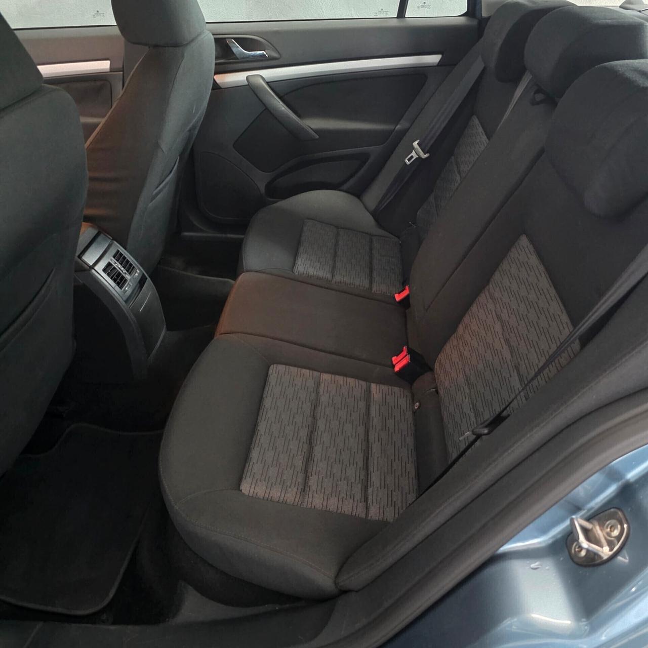 Skoda Octavia 1.6 TDI SW iva esposta