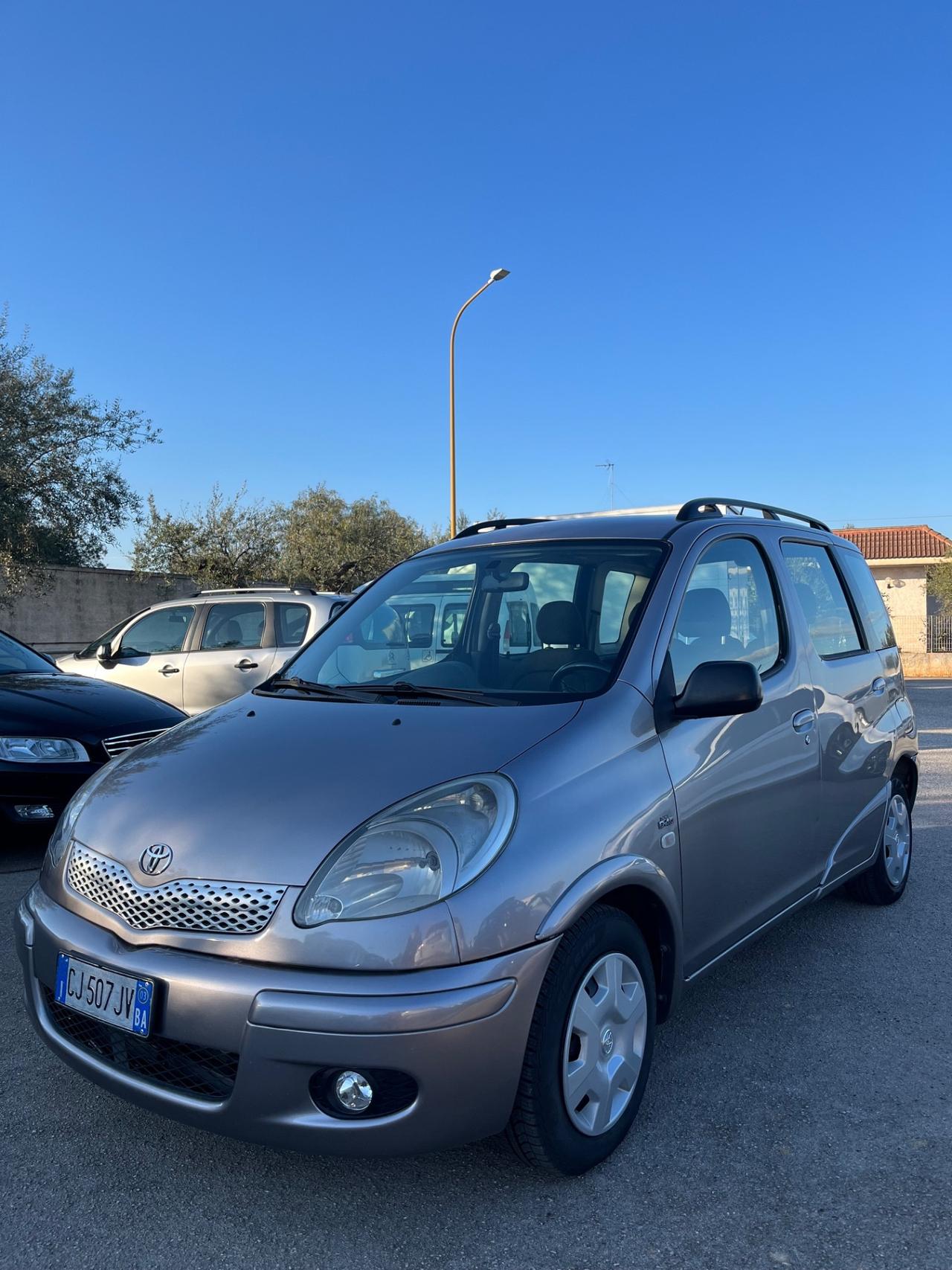 Toyota Yaris Verso 1.4 Tdi D-4D cat Sol '03