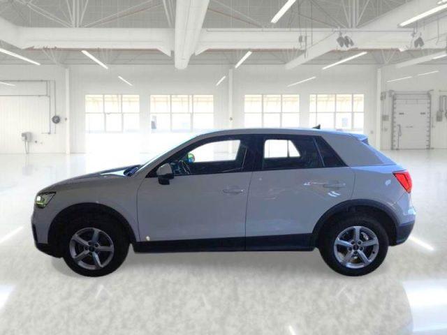AUDI Q2 30 TDI S tronic Business