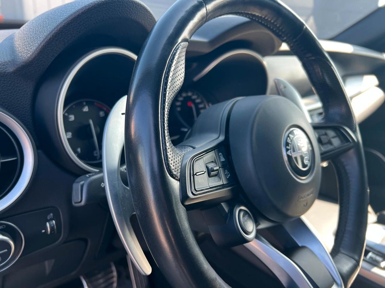 Alfa Romeo Stelvio 2.2 Turbodiesel 210 CV AT8 Q4 Veloce Tì