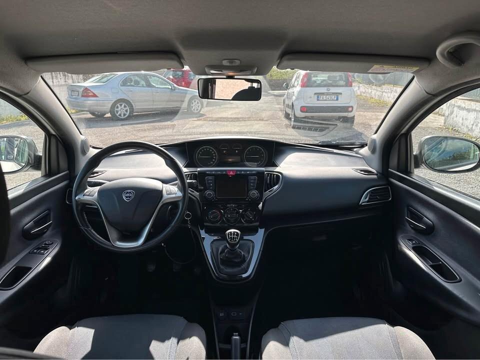 Lancia Ypsilon 1.0 FireFly 5 porte S&S Hybrid Ecochic Gold 2021