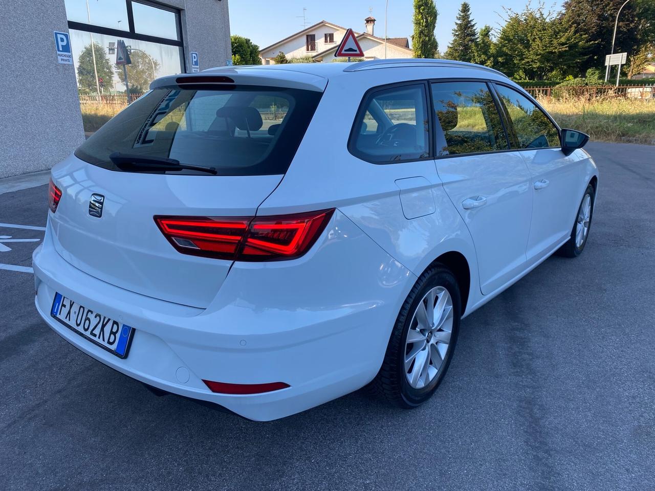 Seat Leon My19 Sw 1.6 115 Cv DSG Xenon Navi Euro 6D Garantita
