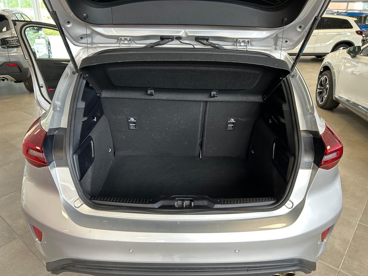 Ford Focus 1.0 EcoBoost Hybrid 125 CV 5p. ST-Line