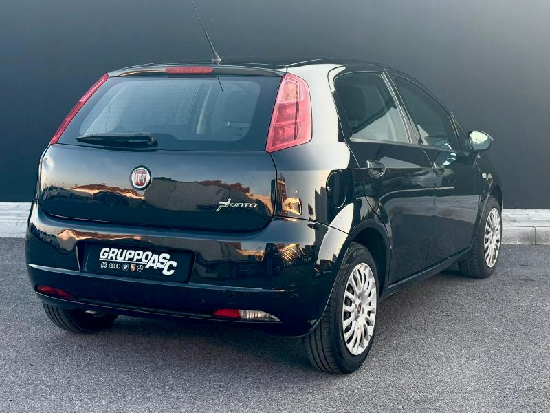 Fiat Grande Punto 5 Porte 1.2 BENZ 69 CV ADATTA NEOPATENTATI