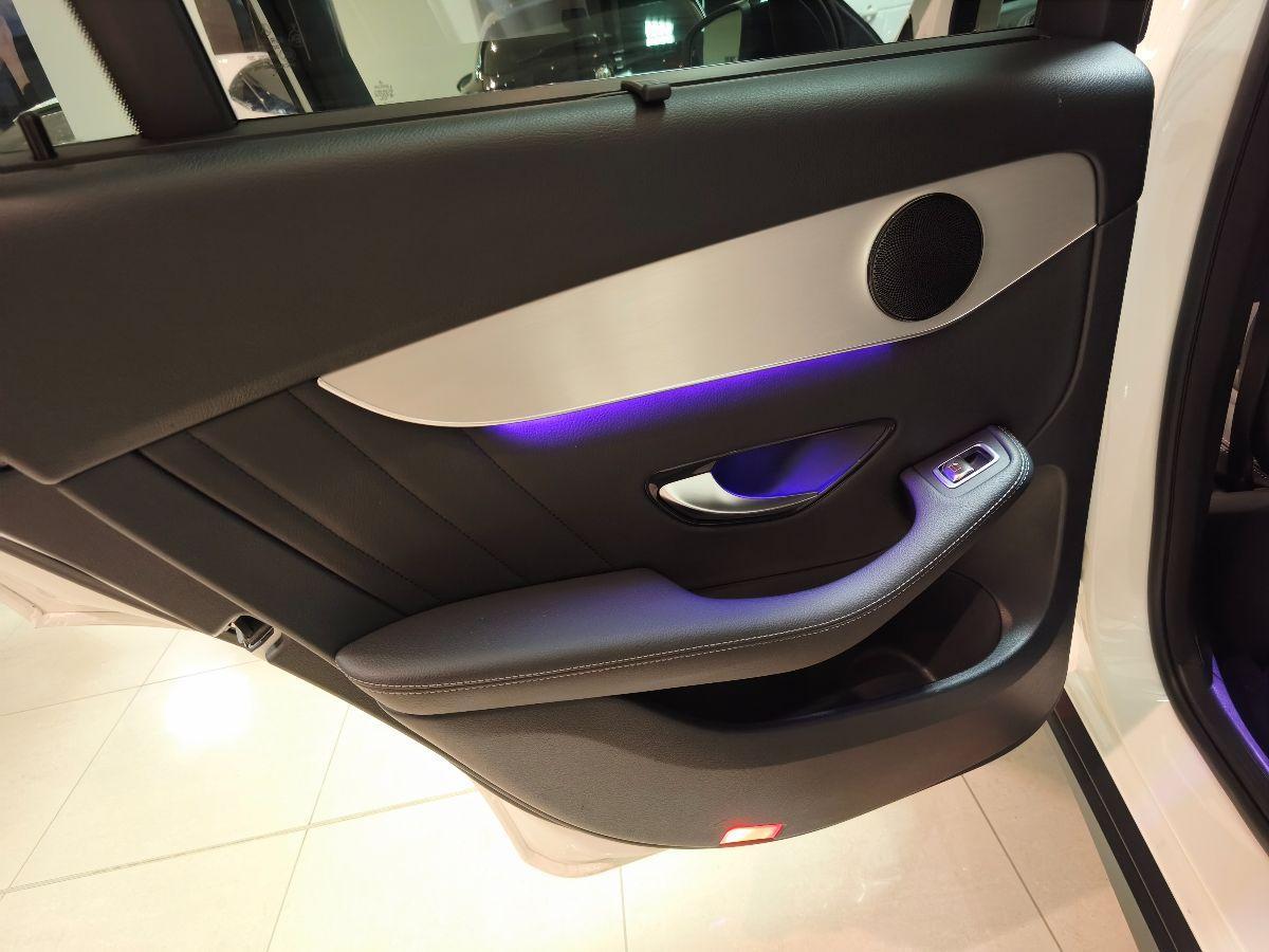 MERCEDES GLC 220 d 4Matic Premium Plus AMG Luci Ambient Gancio