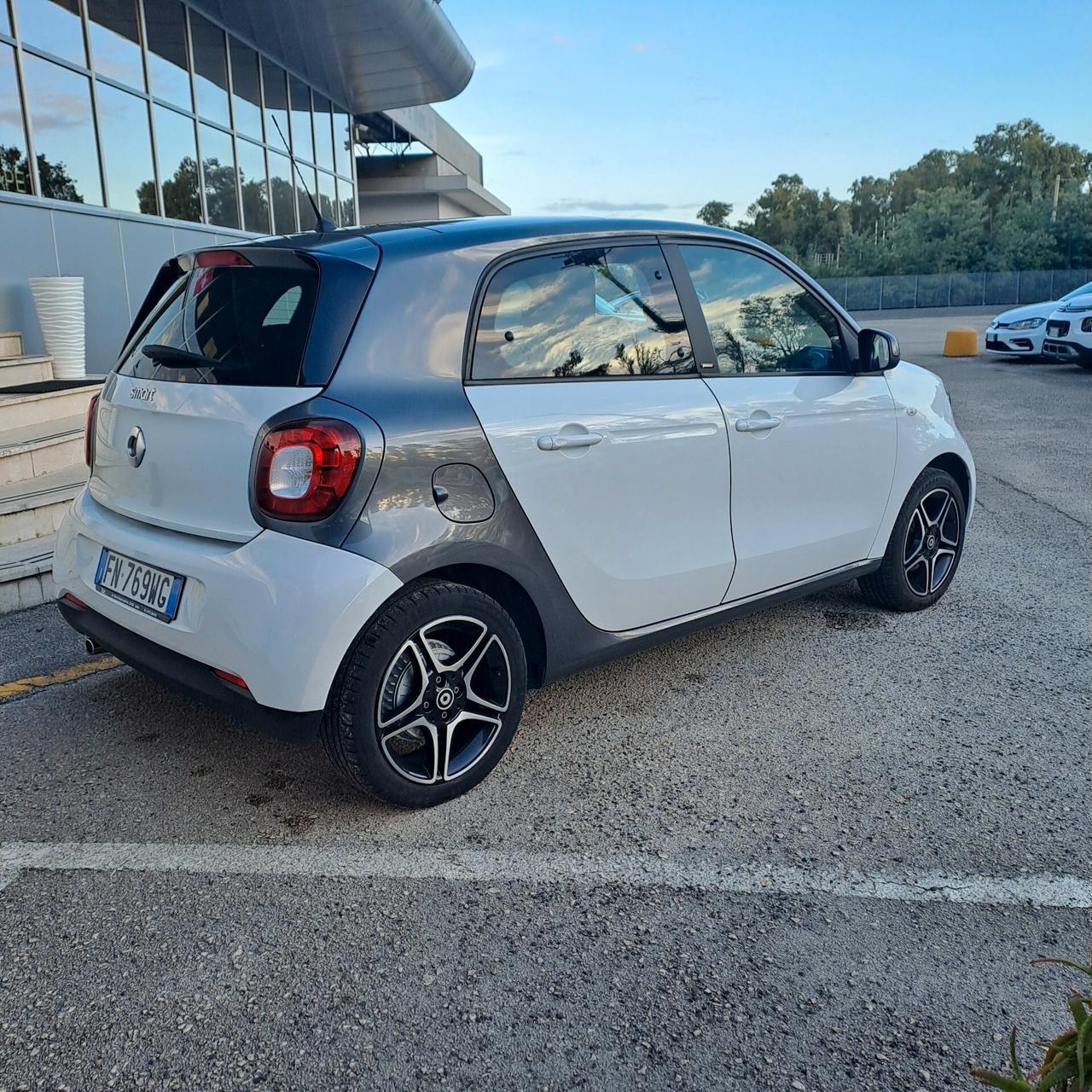 Smart Forfour 1.0 Bz 70 Cv Passion Navy