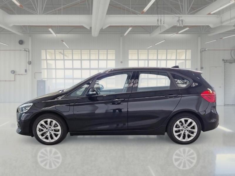 BMW 225 e ACTIVE TOURER iPerformance Business autom.