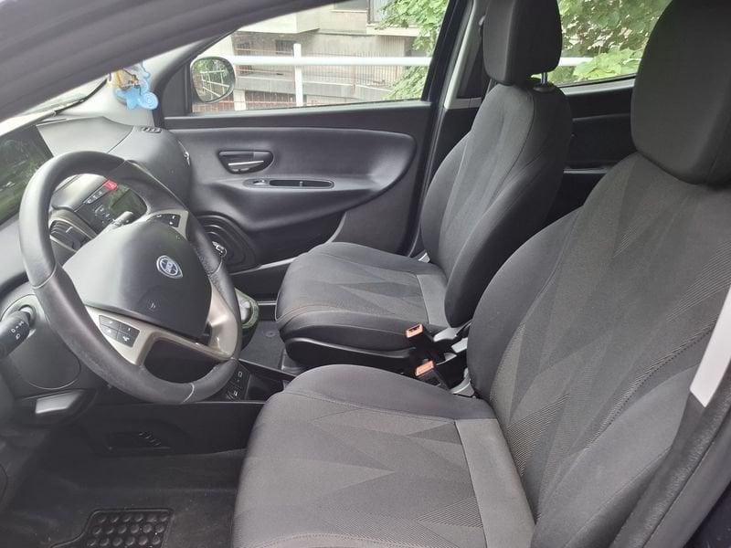 Lancia Ypsilon III 2015 1.2 Gold s&s 69cv my19