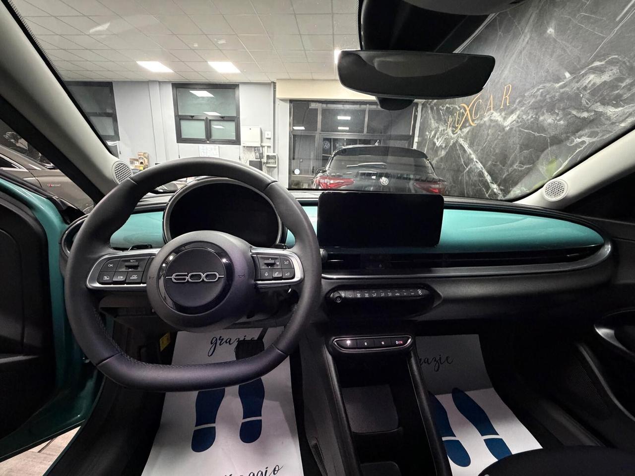 Fiat 600 Hybrid 100 CV DCT MHEV ADATA PER NEOPATENTATI