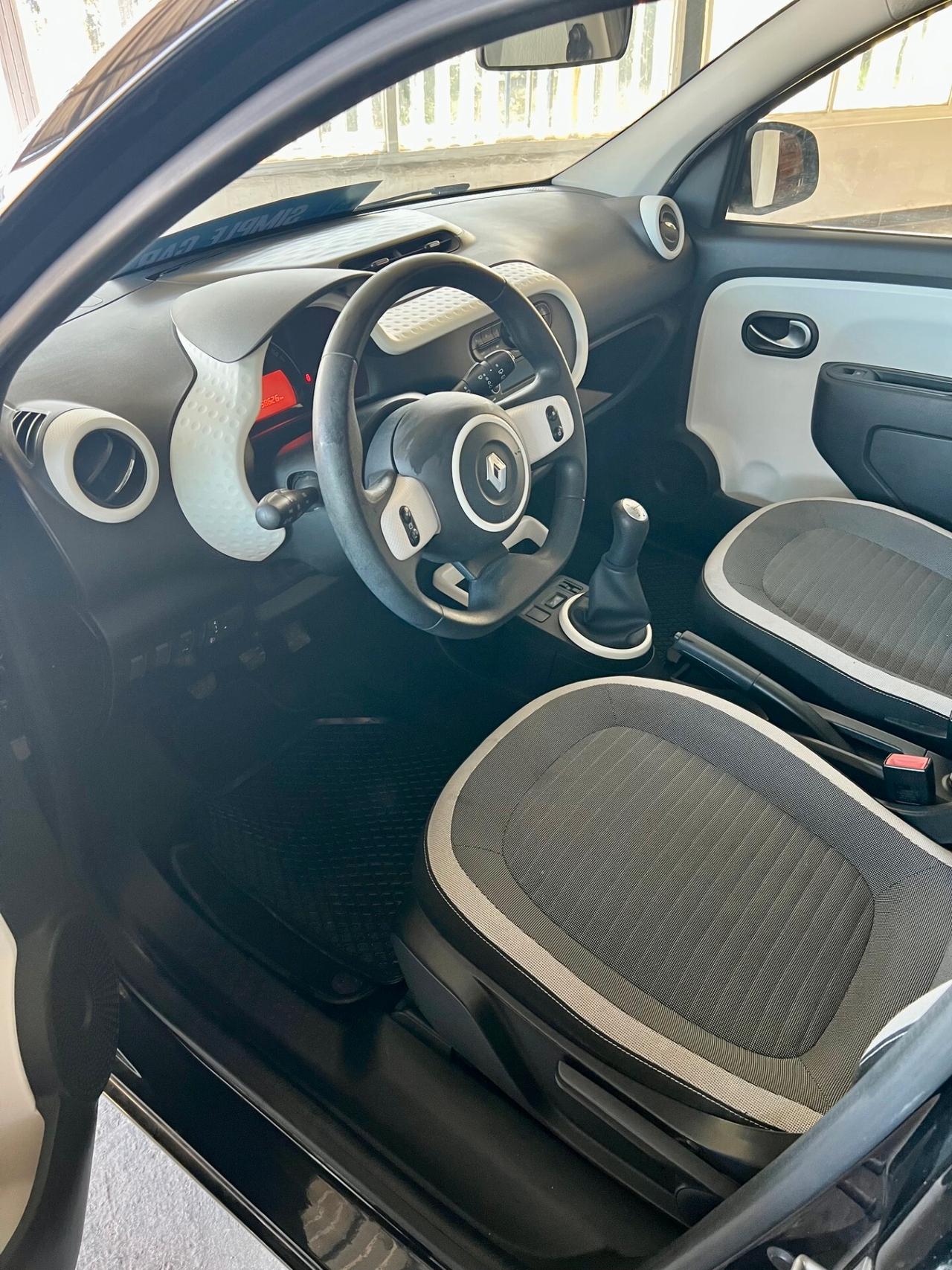 Renault Twingo SCe Lovely