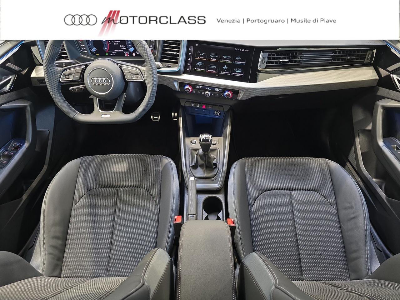 Audi A1 sportback 30 1.0 tfsi 116cv identity black