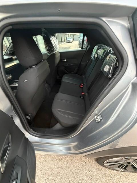 Lancia Ypsilon Hybrid e-DCT – Edizione Limitata Cassina