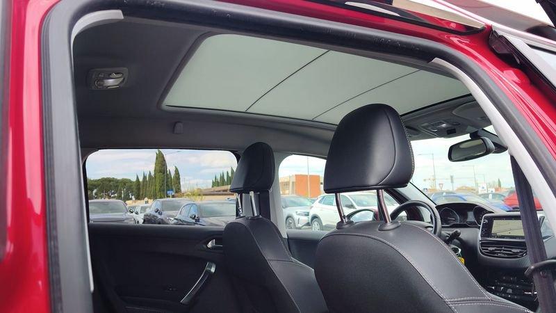 Peugeot 2008 BlueHDi 100cv Allure