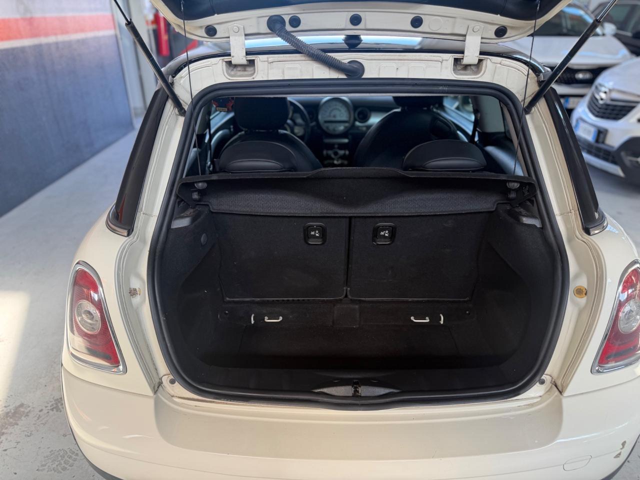 Mini 1.6 16V Cooper D Chili NEOPATENTATI