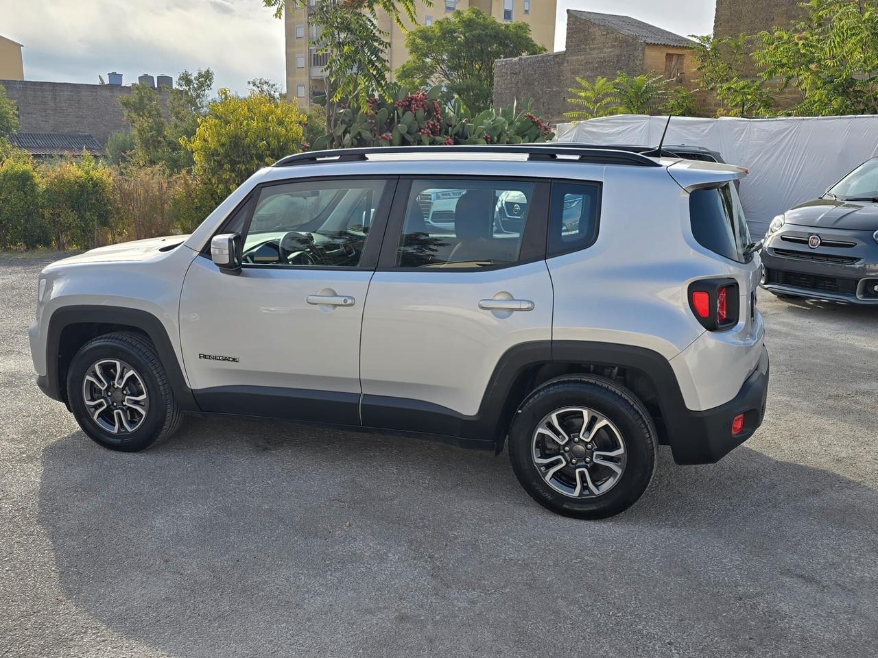 Jeep Renegade 1.6 Mjt Longitude 120 cv - 2019