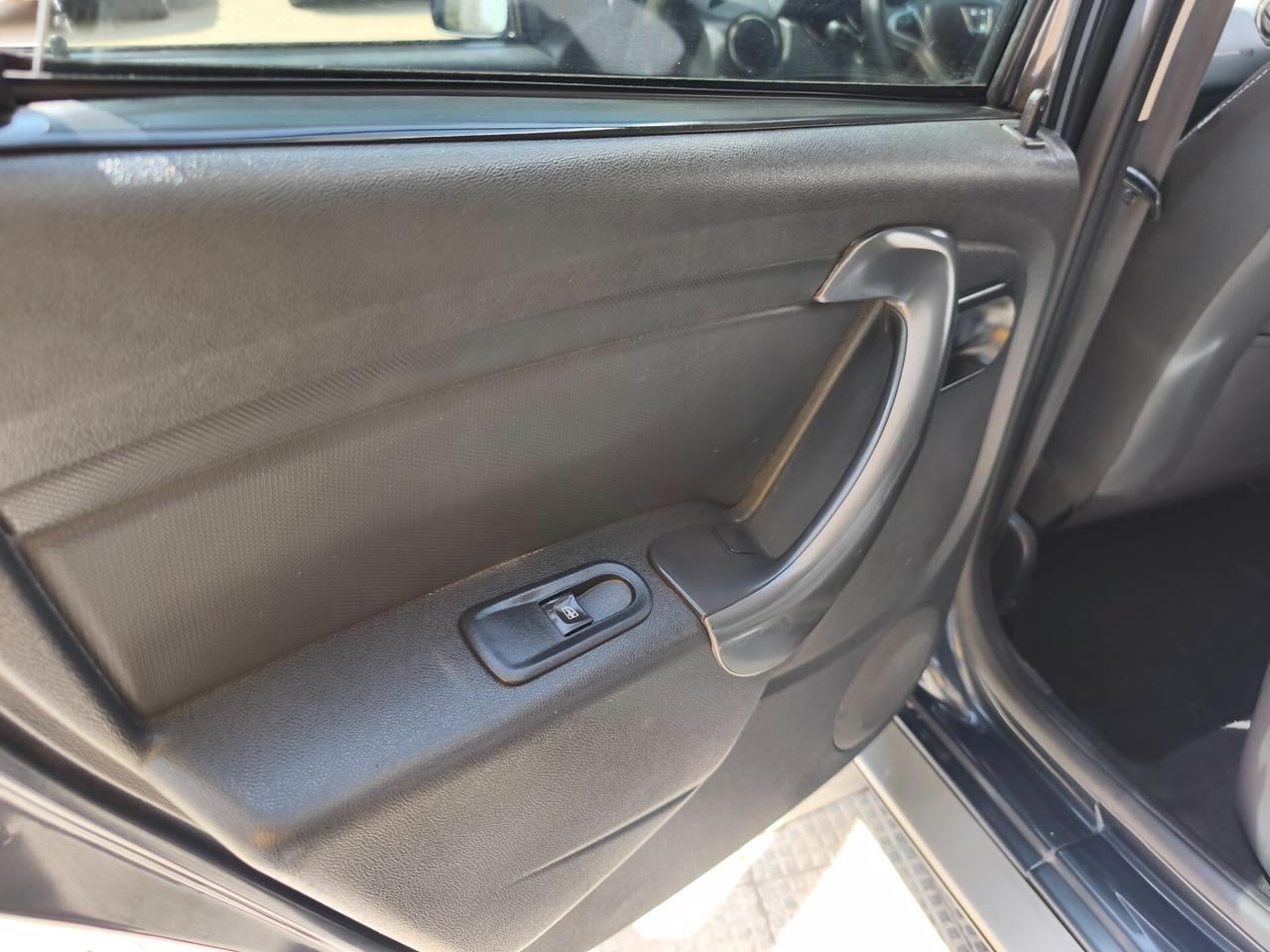 Dacia Duster 1.5 dCi 110CV EDC S&S 4x2 Lauréate