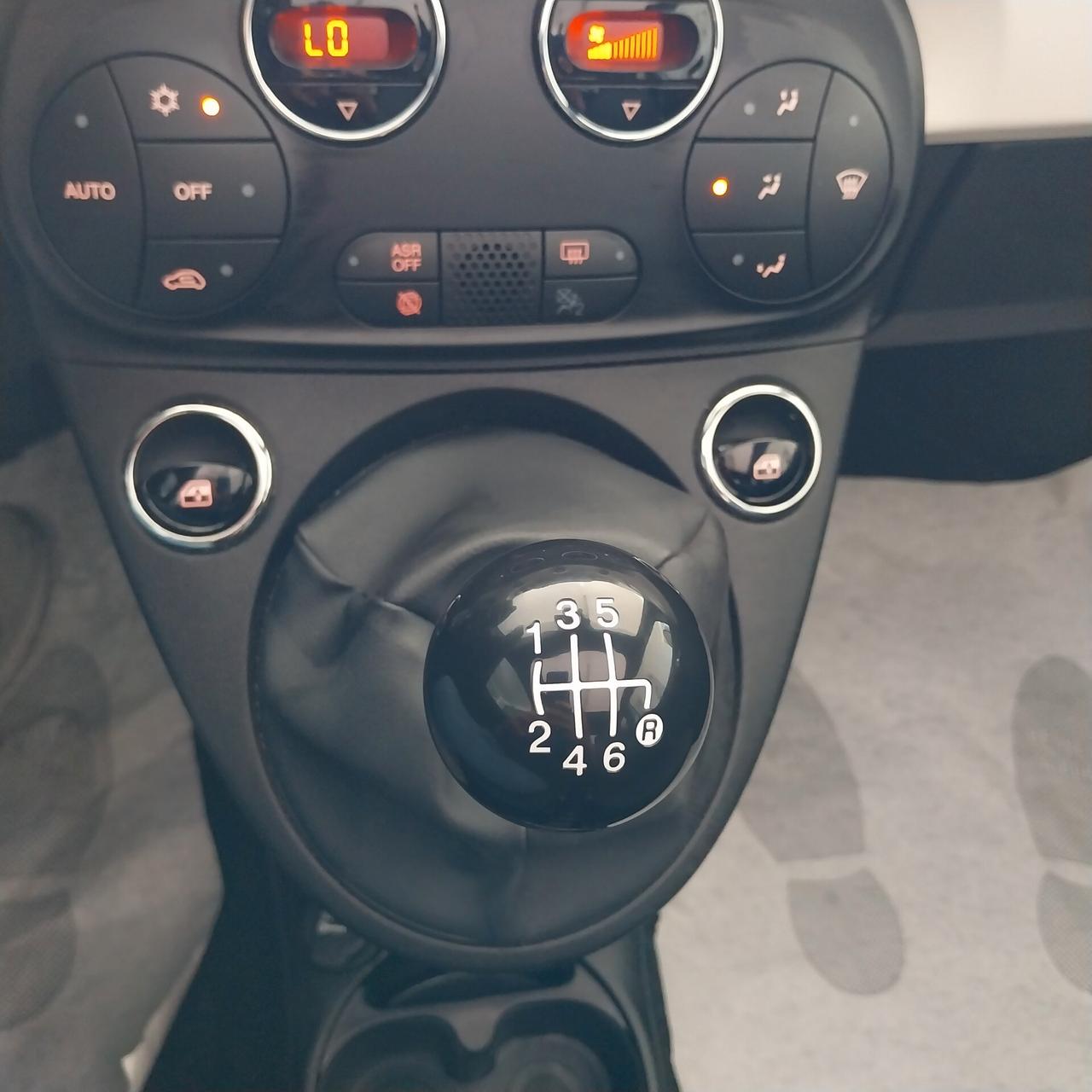 Fiat 500 C 1.0 Hybrid Dolcevita