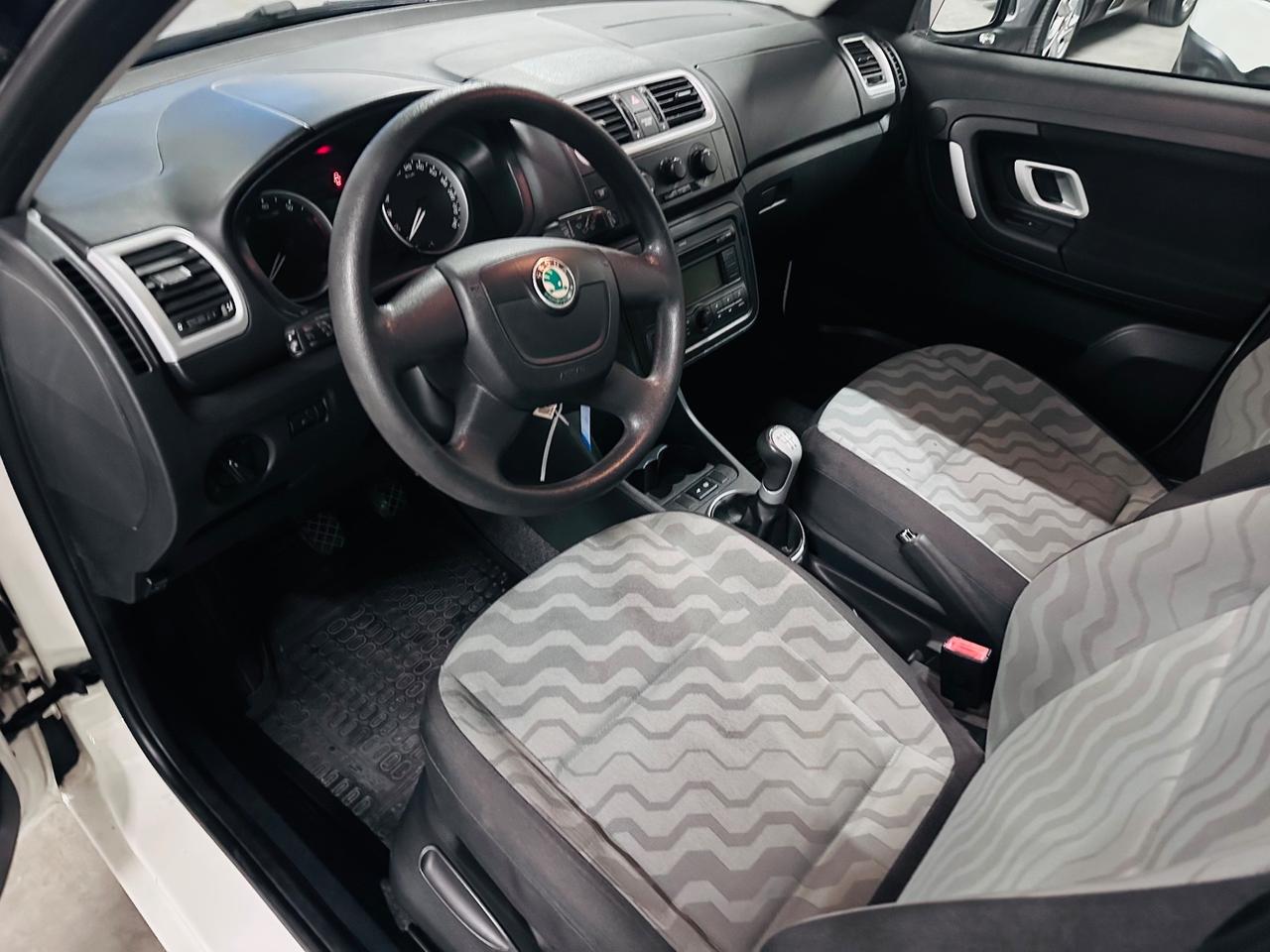 Skoda Roomster 1.2 GPL 86CV Style