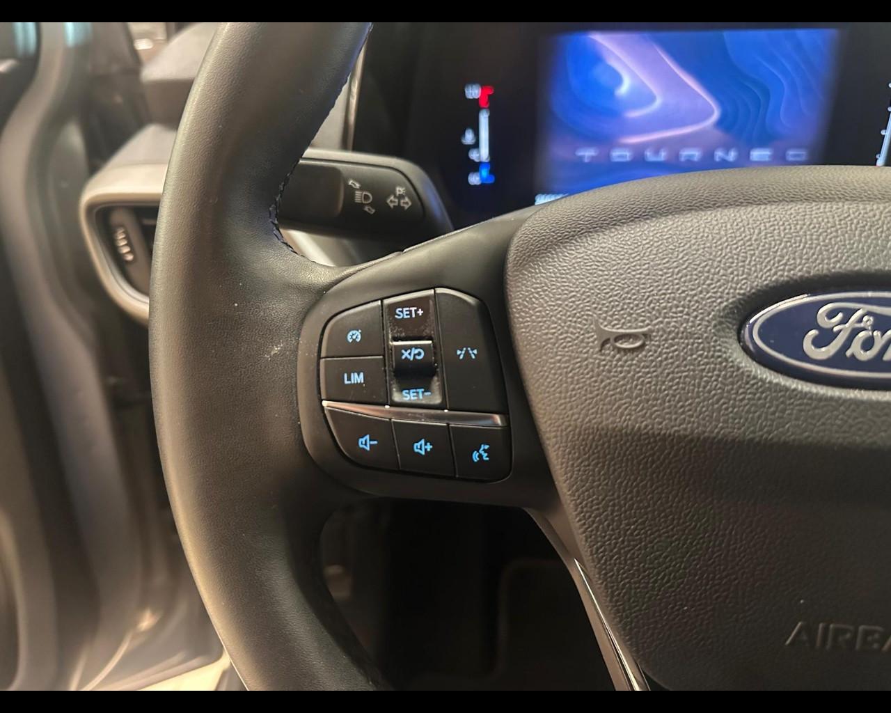 FORD Tourneo Courier 2ªs - Tourneo Courier 1.0 EcoBoost Powershift Titanium