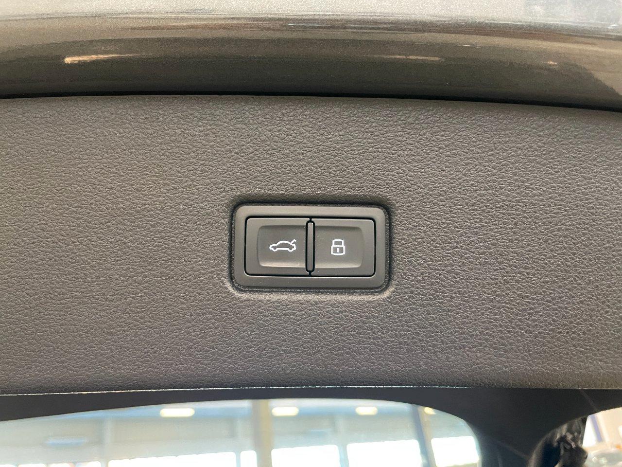 Audi SQ5 Sportback 3.0 tdi mhev 48V Sport Attitude quattro tiptronic