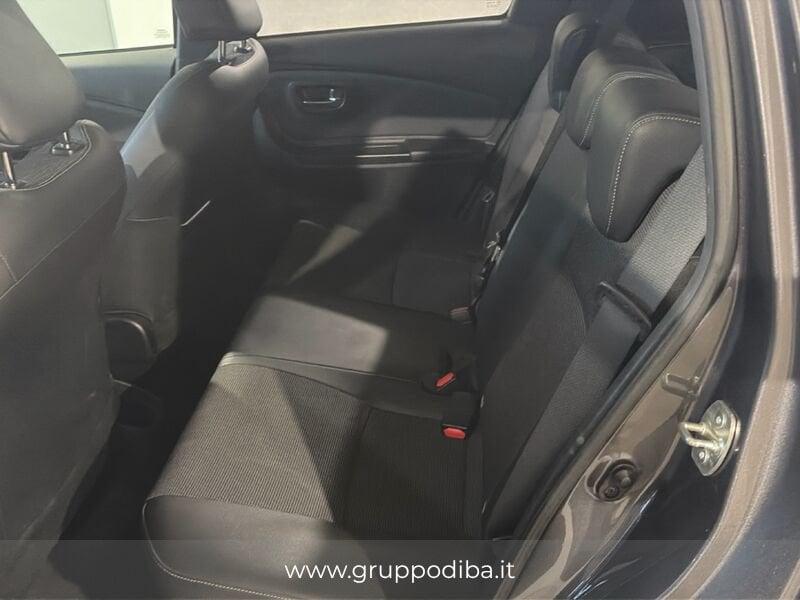 Toyota Yaris III 2017 5p Benzina 5p 1.5h Trend Grey Edition my18