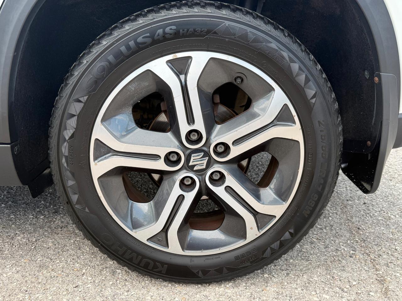 "PERFETTA" Suzuki Vitara 1.6 DDiS 4WD AllGrip V-Top