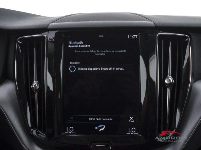 VOLVO XC60 B4 (d) AWD Geartronic Business Plus
