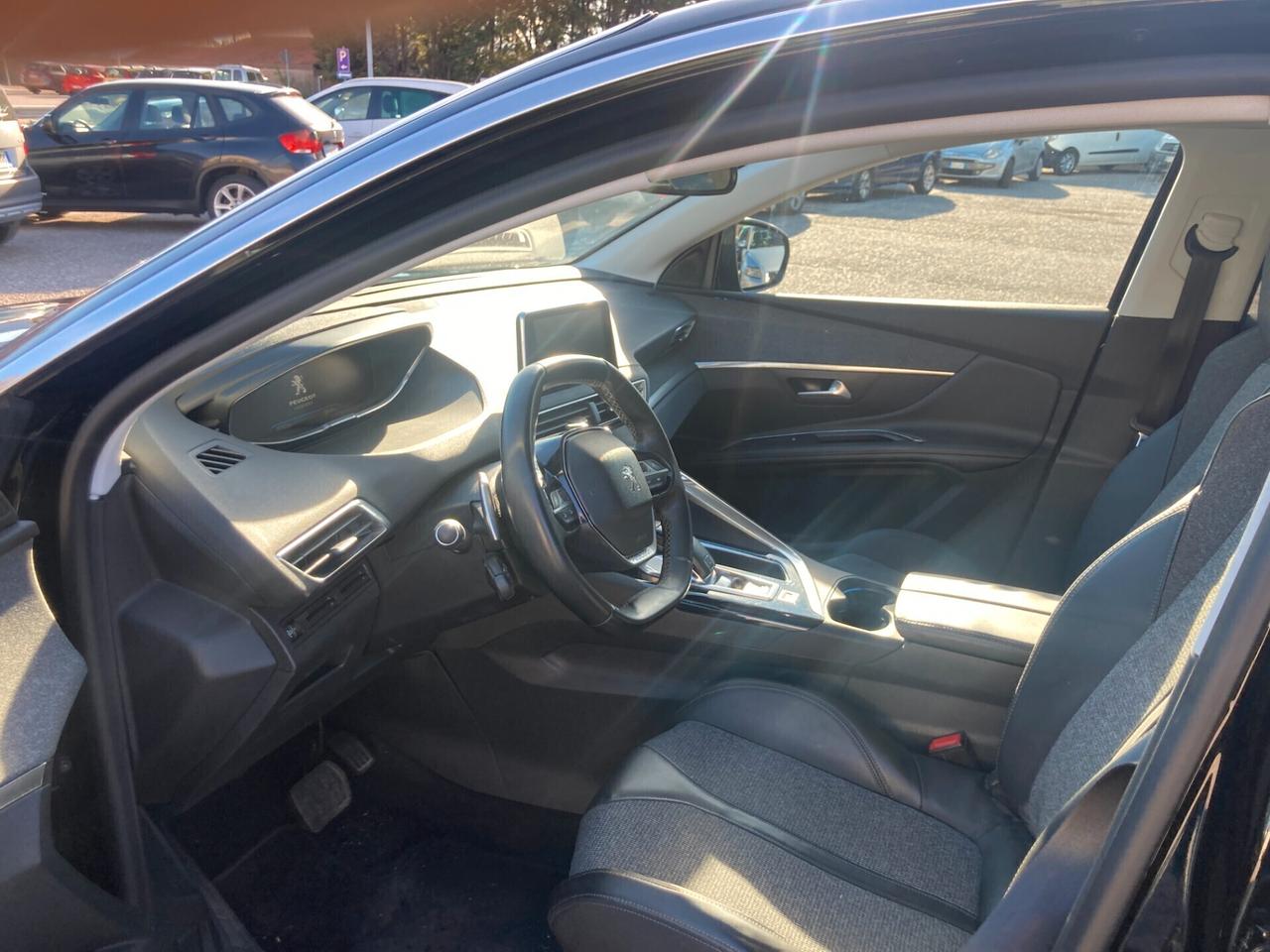 Peugeot 3008 BlueHDi 120 S&S Business