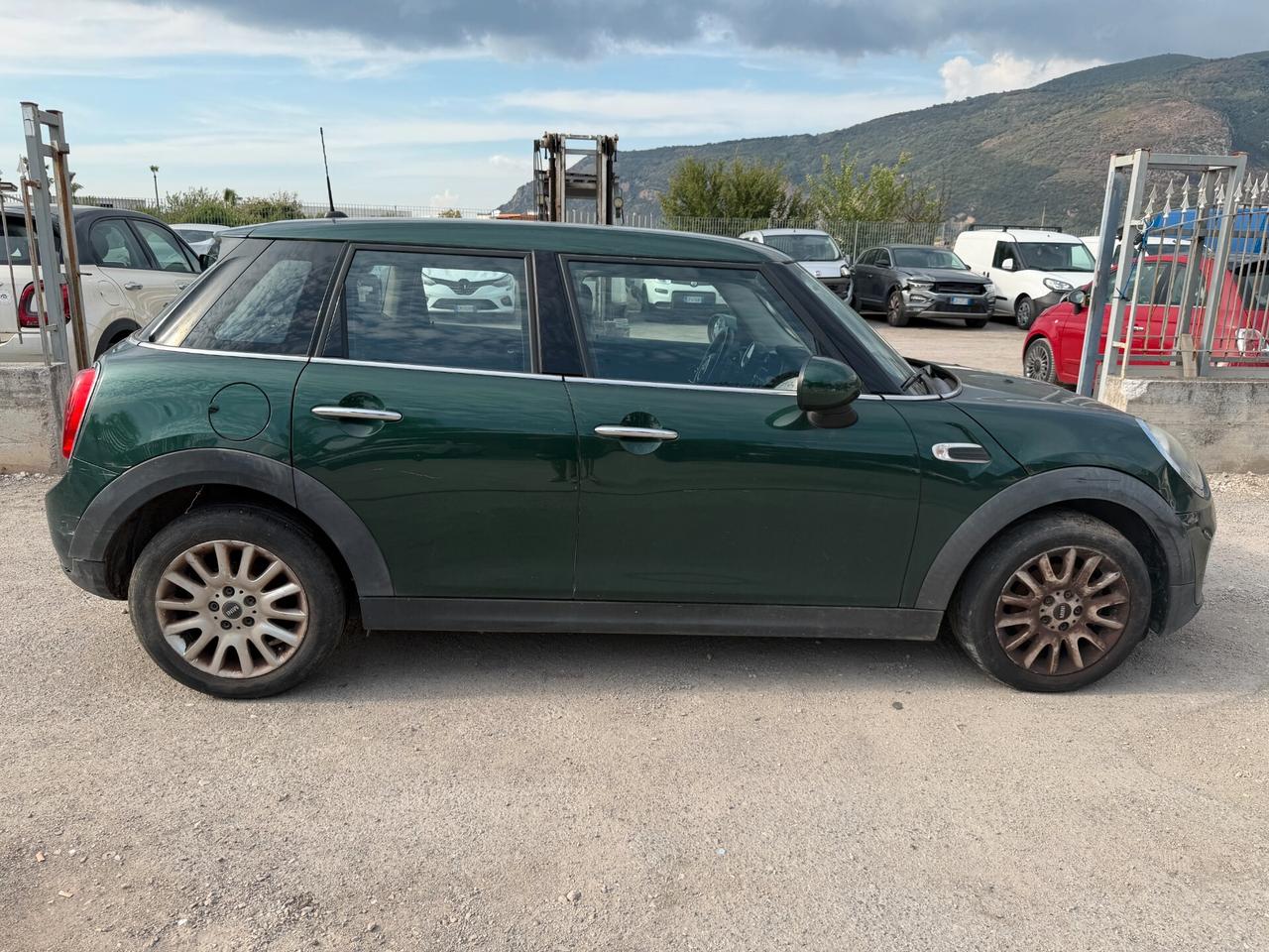 MINI ONE 2016 1.2 BENZINA 102 CV AUTOM *LEGGI