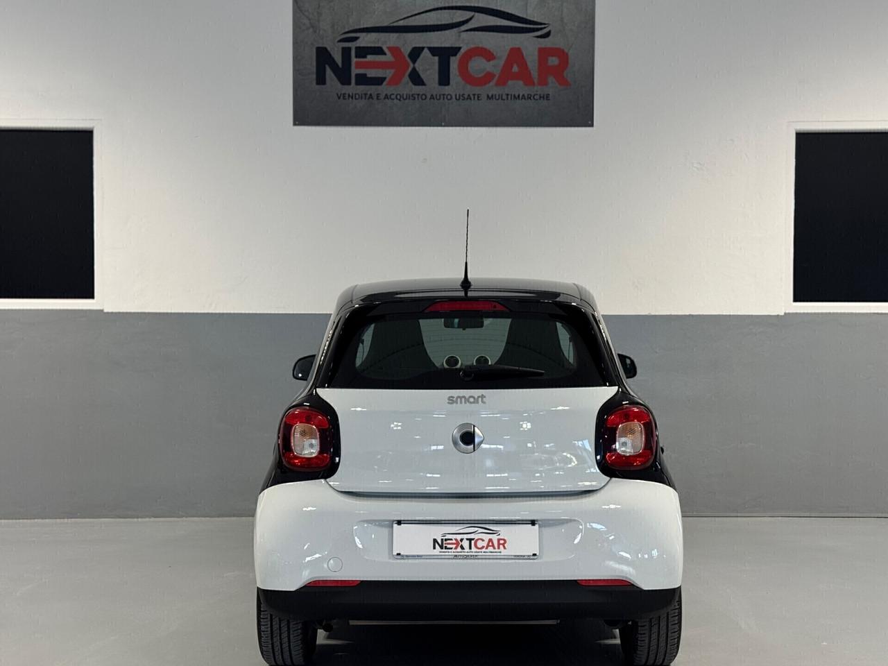 Smart ForFour 70 1.0 Youngster Neopatentati !