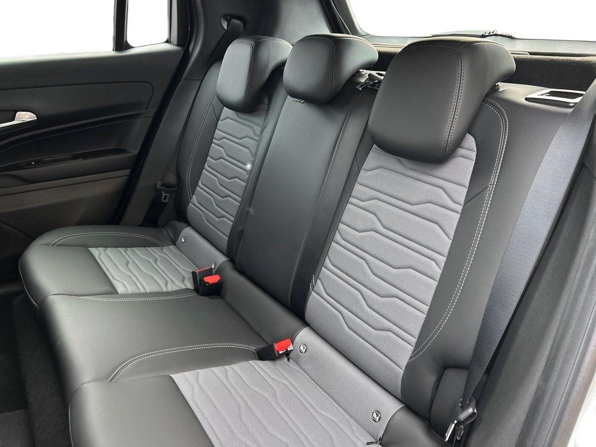 JEEP Avenger 4xe Hybrid 619 Avenger Upland 1.2 145cv 4xe Mhev