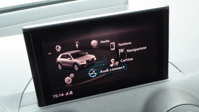 AUDI Q2 35 TDI quattro S-Tronic