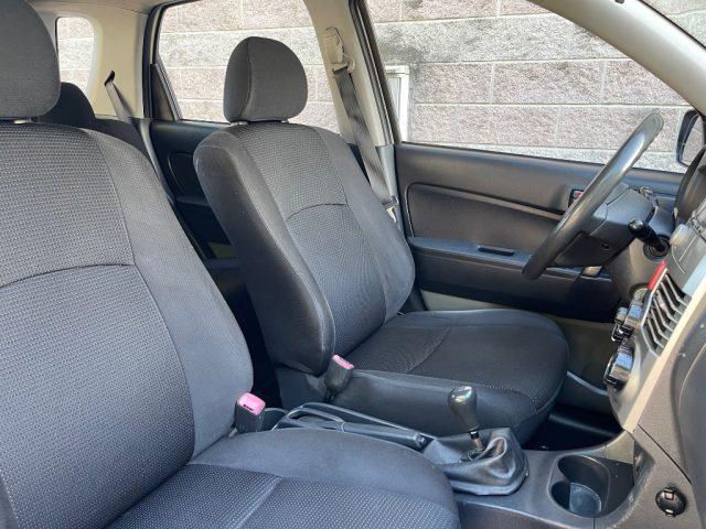 DAIHATSU Terios 1.3 86CV SX 4X4 5 P CLIMA RADIO CD GANCIO TRAINO