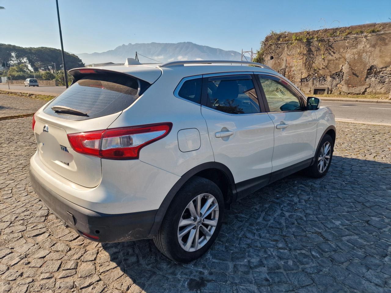 Nissan Qashqai 1.6 dCi 4WD Tekna