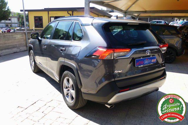 TOYOTA RAV 4 MY23 RAV4 2.5 HV (218CV) E-CVT 2WD Business