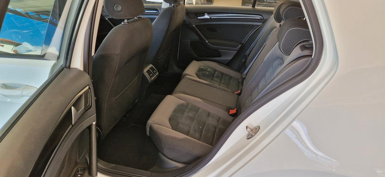 Volkswagen Golf 7 1.6 TDi 110cv 4MOTION Executive