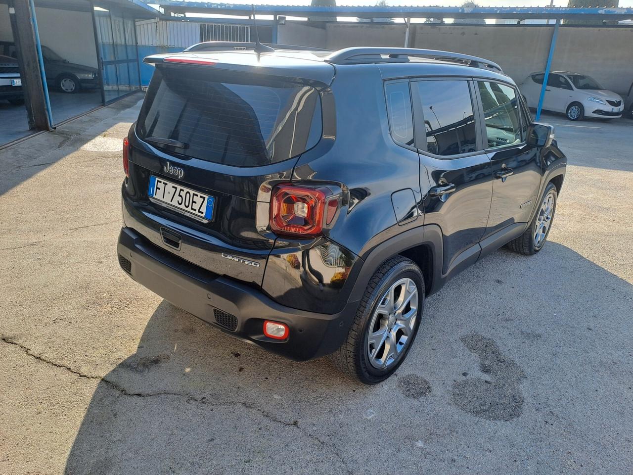 Jeep Renegade 1.6 Mjt 120 CV automatica led