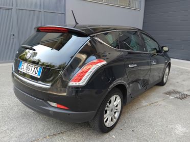 Lancia delta 1.4 gpl commercianti