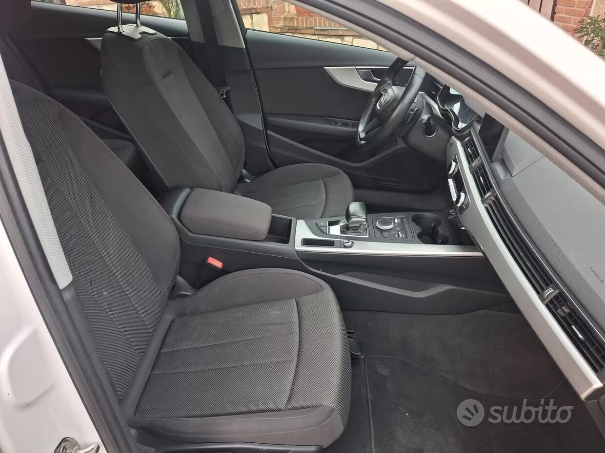 Audi A4 Avant 2.0 TDI 150 CV ultra S tronic Sport CLIMA 3 ZONE AUTOMATIC F-1 CRUISE CERCHI PDC XENON