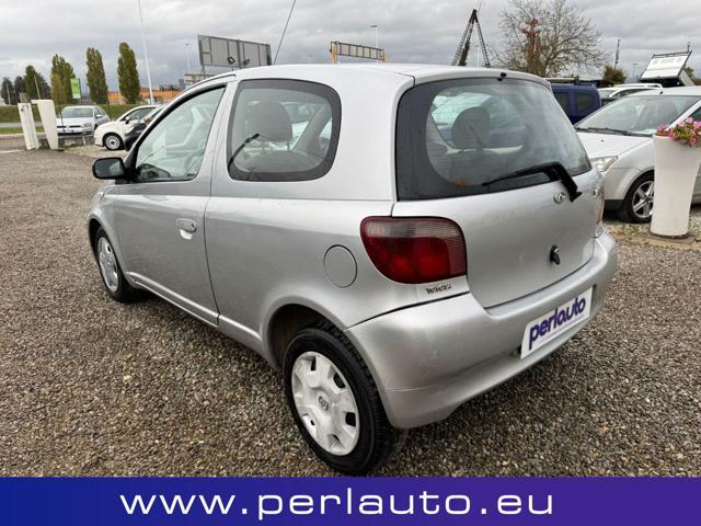 TOYOTA Yaris 1.0i 16V cat 3 porte